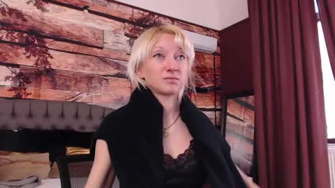 Natalie online show from 03-06-26, 06:43