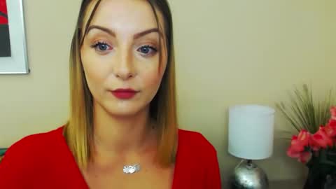 Snapshot of natalie_live chatting on 02-12-25, 10:14 NatalieSexy online show from 02-12-25, 10:14