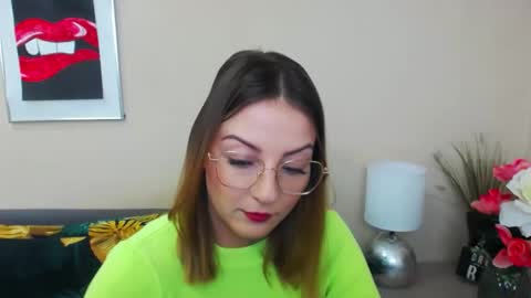 Snapshot of natalie_live chatting on 02-19-25, 07:17 NatalieSexy online show from 02-19-25, 07:17