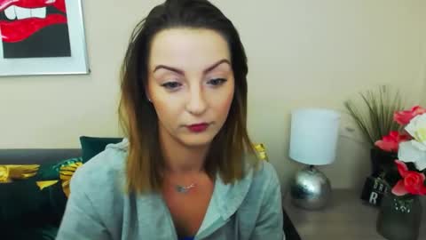 Snapshot of natalie_live chatting on 02-20-25, 07:23 NatalieSexy online show from 02-20-25, 07:23