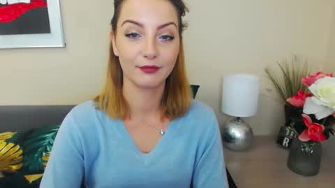 Snapshot of natalie_live chatting on 02-21-25, 07:45 NatalieSexy online show from 02-21-25, 07:45