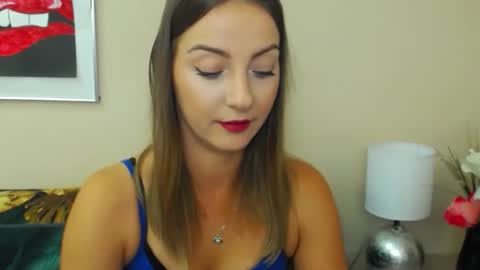 Snapshot of natalie_live chatting on 09-15-25, 06:13 NatalieSexy online show from 09-15-25, 06:13