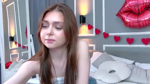 nataliecroft online show from 03-08-26, 07:01