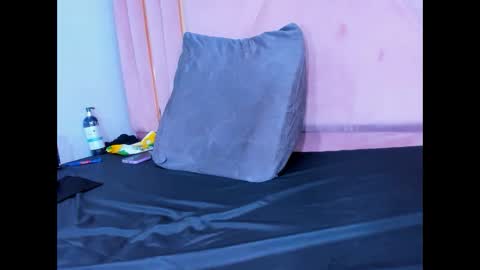 Snapshot of natalieevansx chatting on 03-05-25, 04:46 natalieevansx online show from 03-05-25, 04:46