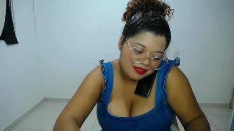 natalielabellex1 online show from 02-14-26, 12:29