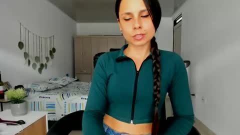natalyfitt_7 online show from 05-19-26, 07:09