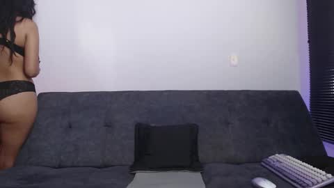 Snapshot of natalygreww chatting on 12-05-25, 02:47 online show from 12-05-25, 02:47