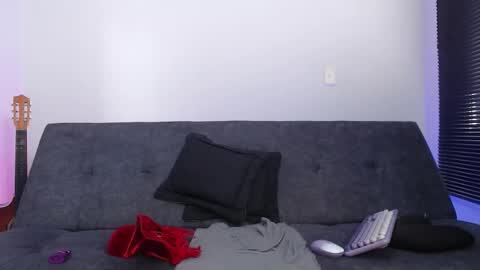 Snapshot of natalygreww chatting on 01-12-26, 07:41 online show from 01-12-26, 07:41