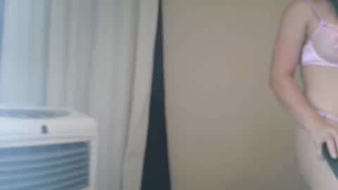 Snapshot of natalyguzman26 chatting on 05-05-26, 10:01 Nataly online show from 05-05-26, 10:01