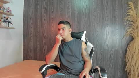 natan_77 online show from 01-15-26, 03:33