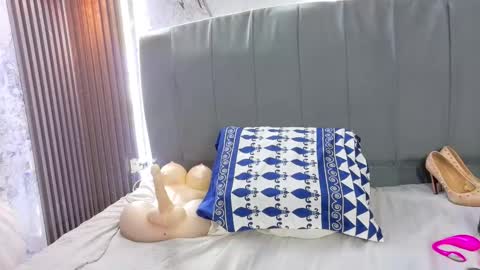 Natasha online show from 03-10-26, 09:53