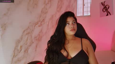 Snapshot of natasha__beker chatting on 02-19-26, 01:51 Naty online show from 02-19-26, 01:51