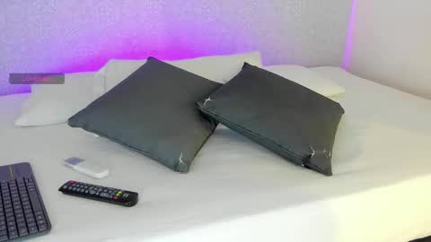  Natasha  online show from 11-20-25, 10:59