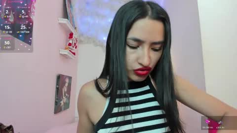 Snapshot of natasha_kurth chatting on 04-24-26, 12:18 Natasha online show from 04-24-26, 12:18