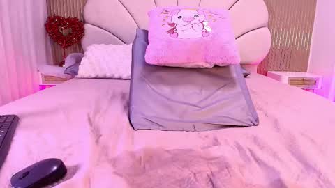 Natasha online show from 03-10-26, 07:41