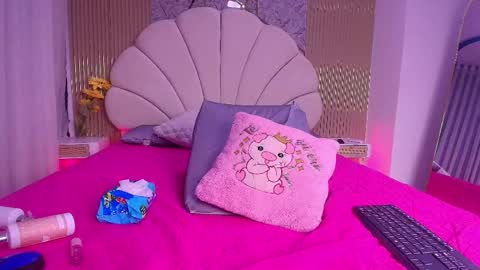 Snapshot of natasha_luna_ chatting on 05-19-26, 07:20 Natasha online show from 05-19-26, 07:20