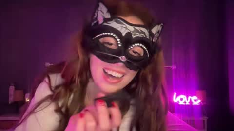 Natasha Saade online show from 02-06-26, 01:25