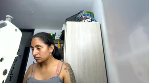 Snapshot of natasha_shine22 chatting on 08-04-26, 11:29 natasha_shine22 online show from 08-04-26, 11:29