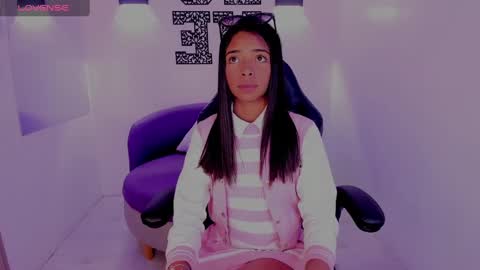 Snapshot of natasha_smith_ws chatting on 01-27-25, 09:55 Natasha online show from 01-27-25, 09:55