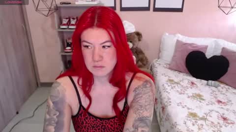 Snapshot of natasha_woo chatting on 07-11-26, 12:19 Nat online show from 07-11-26, 12:19