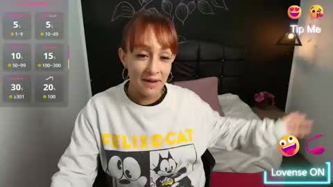 Snapshot of natashamason chatting on 10-22-25, 11:43 Natasha Mason online show from 10-22-25, 11:43