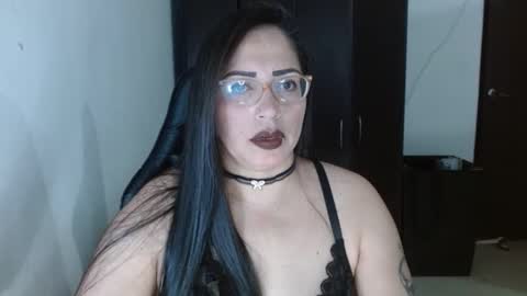 Natasha Smithe  online show from 11-03-25, 08:54