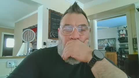 Snapshot of nateemkow chatting on 12-22-24, 05:42 lombardIL online show from 12-22-24, 05:42