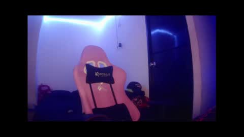 nath_hotboy666 online show from 10-11-25, 04:33