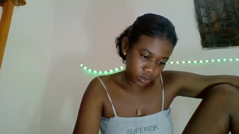 nathalia20005 online show from 11-26-25, 09:32