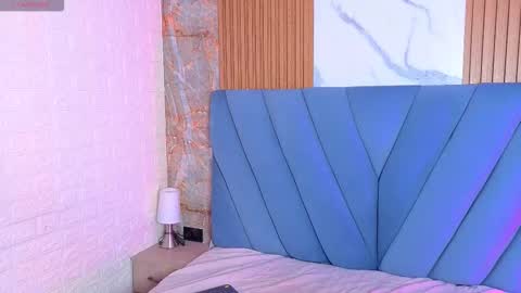 Nathalia koch online show from 02-21-26, 08:43