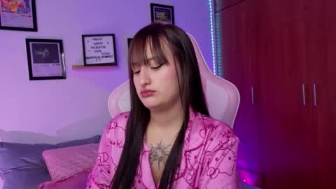 Snapshot of nathalia_ramirez_ chatting on 02-19-26, 07:04 Nathalia Ramirez online show from 02-19-26, 07:04