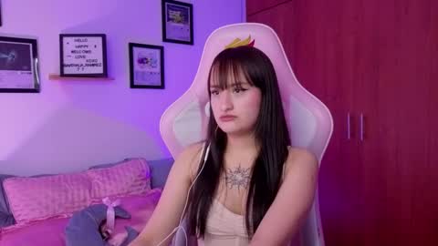 Snapshot of nathalia_ramirez_ chatting on 02-28-26, 01:17 Nathalia Ramirez online show from 02-28-26, 01:17