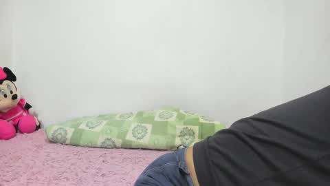 Nathalia online show from 04-12-26, 03:11