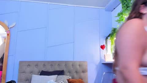 nathalie rossel online show from 10-30-25, 08:09