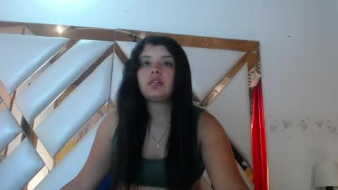 Snapshot of nathaly_low chatting on 05-04-26, 01:29 nathaly low online show from 05-04-26, 01:29