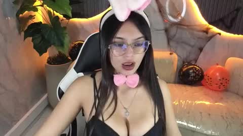 Nathy  online show from 10-31-25, 01:23