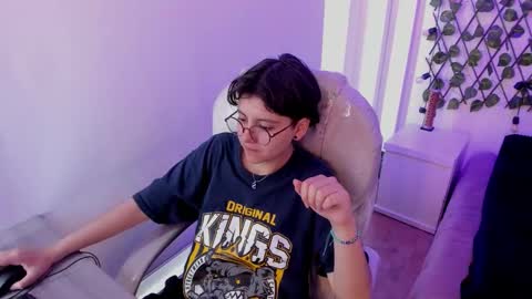 nathalyy_ds online show from 10-25-25, 08:25