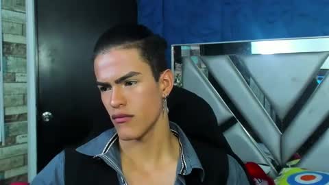 nathan_carson1 online show from 01-10-25, 02:57