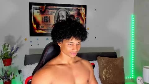 Snapshot of nathan_sexy247 chatting on 02-26-26, 02:32 Nathan online show from 02-26-26, 02:32