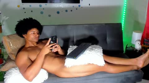 Snapshot of nathan_sexy247 chatting on 04-21-26, 11:07 Nathan online show from 04-21-26, 11:07