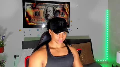 Snapshot of nathan_sexy247 chatting on 04-23-26, 02:02 Nathan online show from 04-23-26, 02:02