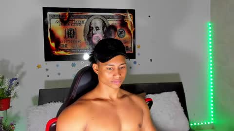 Snapshot of nathan_sexy247 chatting on 05-01-26, 03:00 Nathan online show from 05-01-26, 03:00
