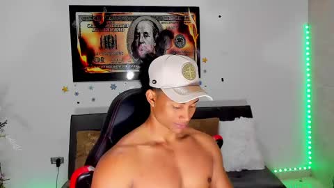 Snapshot of nathan_sexy247 chatting on 05-14-26, 02:51 Nathan online show from 05-14-26, 02:51