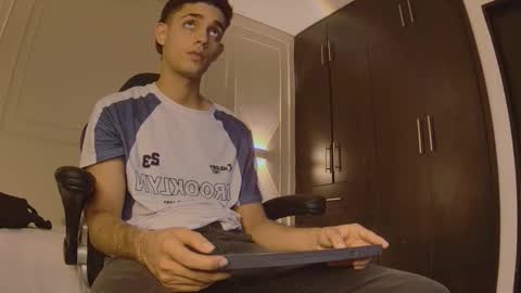 nathan_shimmer online show from 12-22-25, 09:01