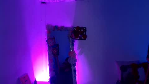 Snapshot of nathy_rock chatting on 06-05-26, 09:09 Nathalia online show from 06-05-26, 09:09
