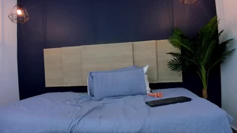 nathy_ross online show from 02-12-25, 10:35