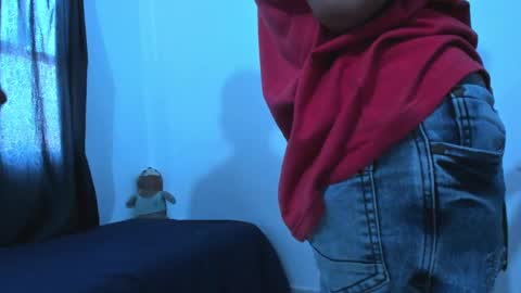 Snapshot of nati_sm chatting on 12-12-24, 07:04 Nati online show from 12-12-24, 07:04