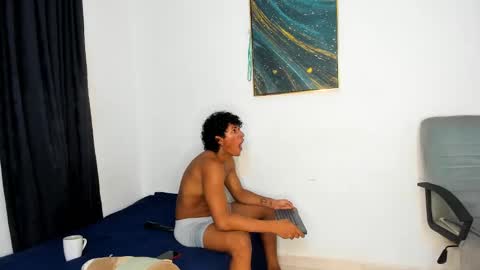 Snapshot of nati_sm chatting on 01-20-25, 10:18 Nati online show from 01-20-25, 10:18