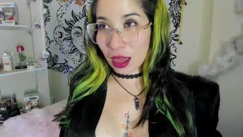 Nat  online show from 09-23-25, 12:35