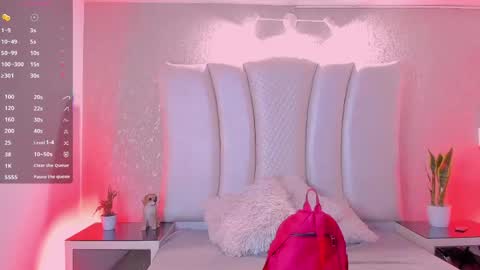 Snapshot of natt_collins chatting on 06-06-26, 02:49 Natalia online show from 06-06-26, 02:49